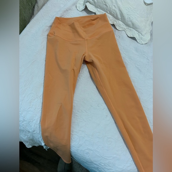 Alo Airbrush Legging - Picture 3 of 5